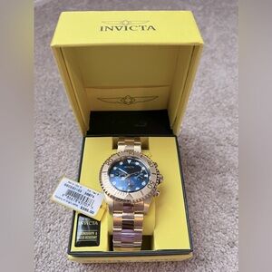 Classic Invicta Men Gold watch